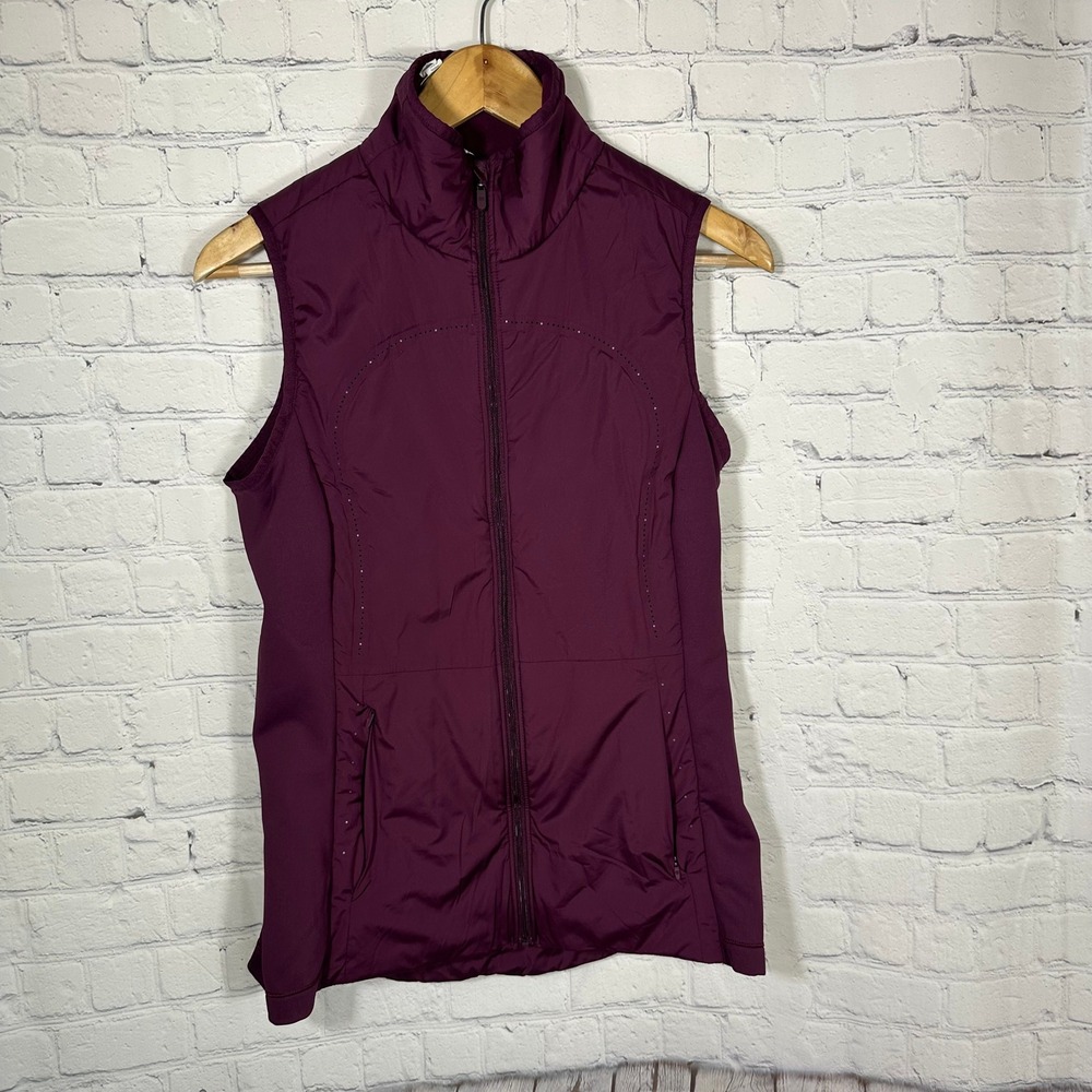 Lululemon Run for the Cold Vest 8 Athletica Women Plum Burgundy Full Zip